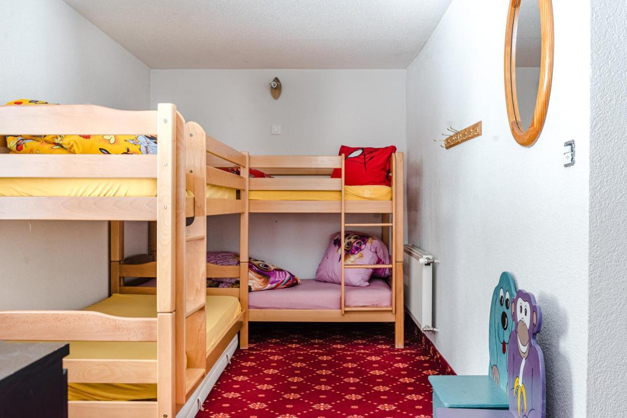 Family Hotel Desiree Grächen Buitenkant foto